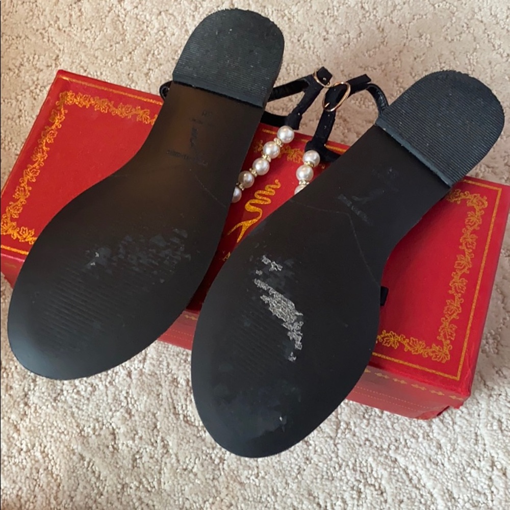 pearl rhinestone sandals - Picture 3 of 9